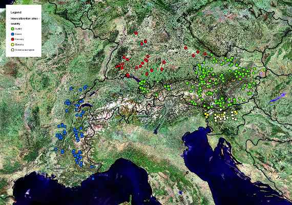 This screenshot shows an aerial view in the middle European area from southern Germany over Austria to Italy up to the height of Rimini. West of eastern France up to Romania and Poland. Single colored points like blue, green and red indicate different ecological conditions.