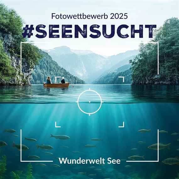 Auf dem Bild ist ein Berg und ein See zum sehen. Auf dem Wasser schwimmt ein kleines Boot. 