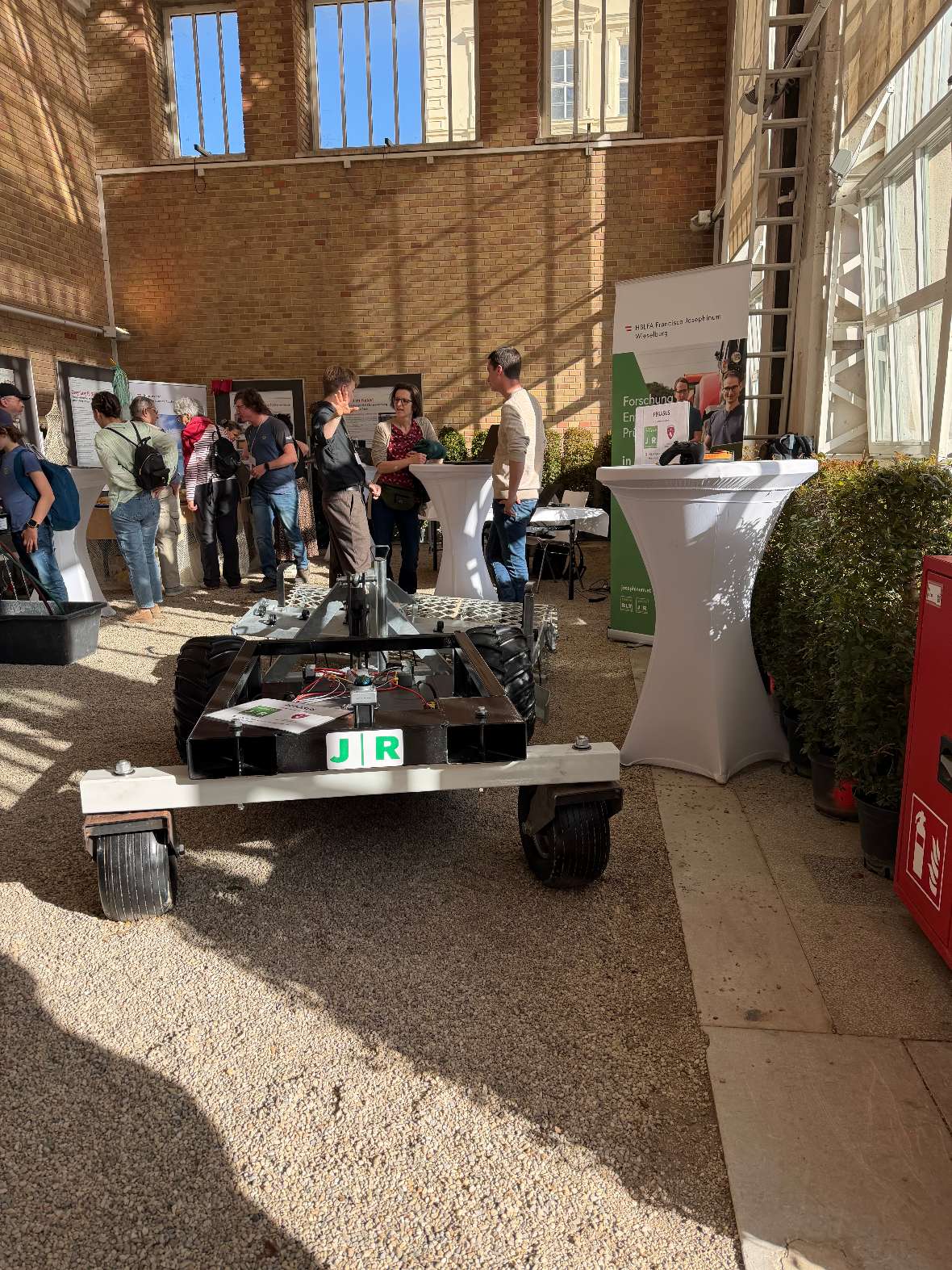 Schnappschuss in die Menge im Palmenhaus