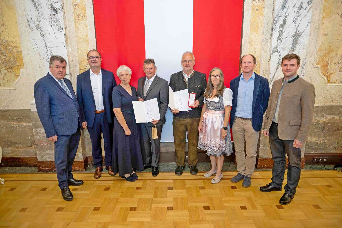 Die Ehrengäste Herr Amtsdirektor Regierungsrat Ing. Andreas Scheidl und Herr Amtsdirektor Regierungsrat Ing. Johann Dorner in Begleitung, Herr Generalsekretär Dr. Johannes Abentung und Kollegen des Bundesamts für Wasserwirtschaft.