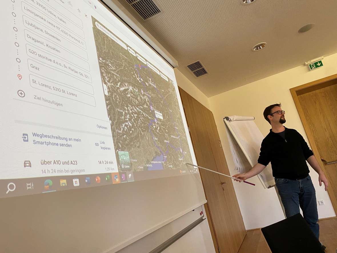 Präsentation der Meisterarbeiten sowie Planung der (internationalen) Meisterexkursion (i.e. Modul 6). 