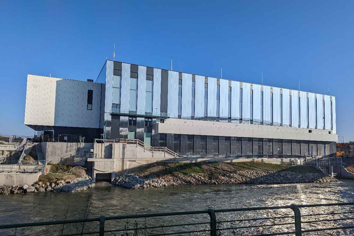 Außenansicht des Institutes für Wasserbau und hydrometrische Prüfung.